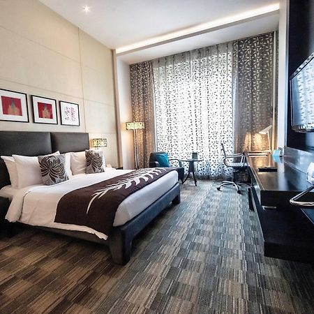 Meluha - The Fern Hotell Mumbai Exteriör bild
