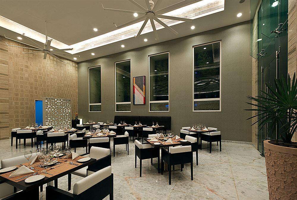 Meluha - The Fern Hotell Mumbai Exteriör bild