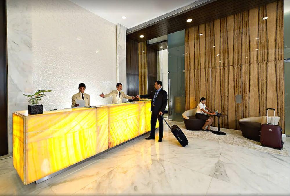 Meluha - The Fern Hotell Mumbai Exteriör bild