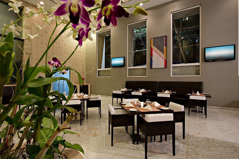 Meluha - The Fern Hotell Mumbai Exteriör bild