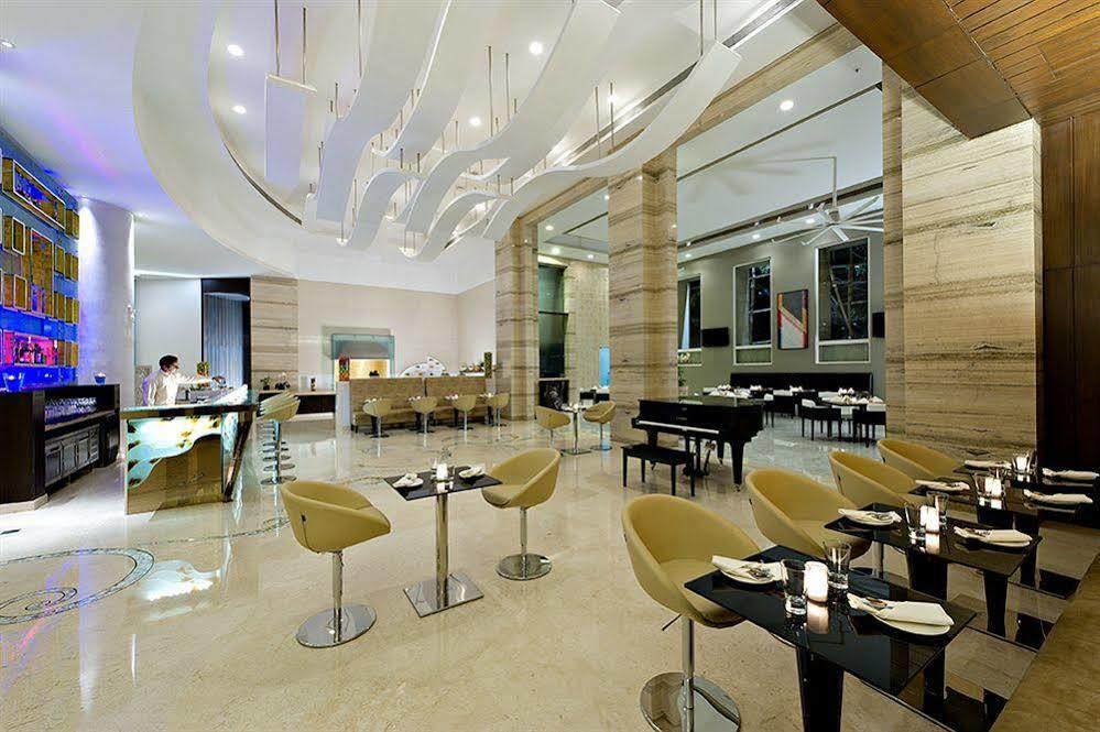 Meluha - The Fern Hotell Mumbai Exteriör bild
